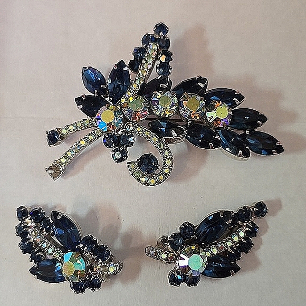 Vintage Silver and Blue Leaf Crystal Brooch & matching Earrings